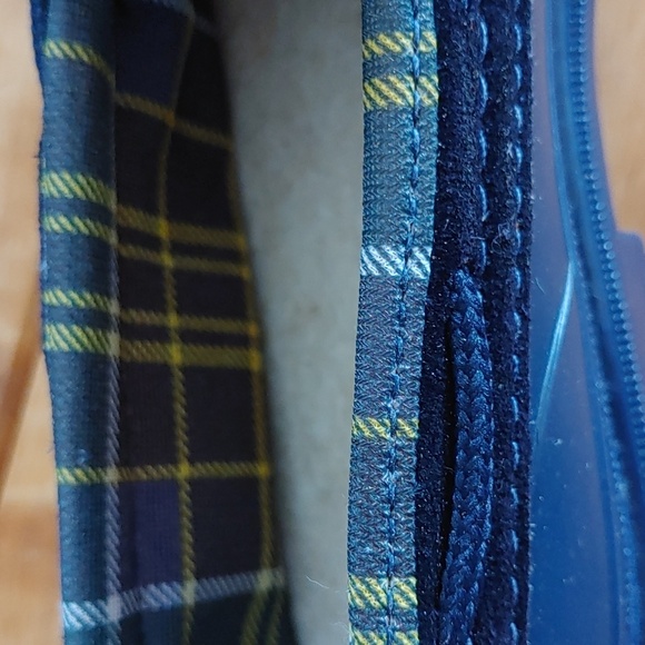 🇨🇦NWT Boys Baffin Navy Waterproof Duck Shoe Youth Size 1 - Picture 5 of 15